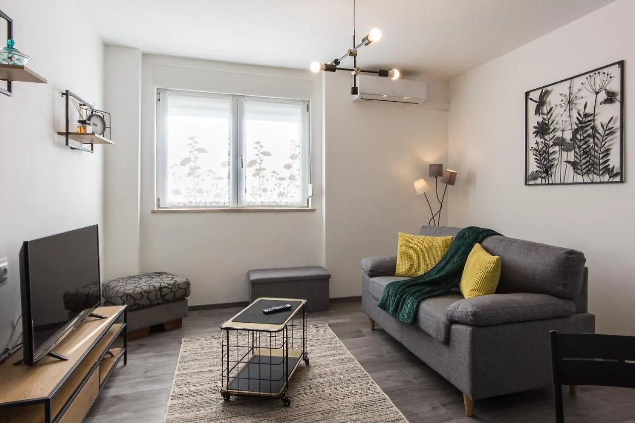 Apartment Retiro Pula